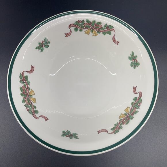 Johnson Brothers Other - Vintage Johnson Brothers VICTORIAN CHRISTMAS Vegetable Serving Bowl 8.25" Round